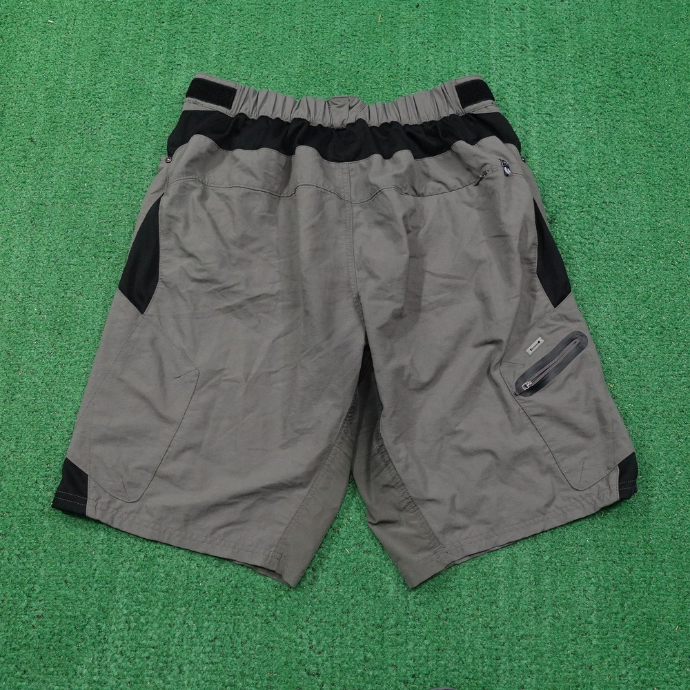 ZOIC GREY HYBRID‎ LIGHTWEIGHT SHORTS MENS SIZE XL 100% NYLON